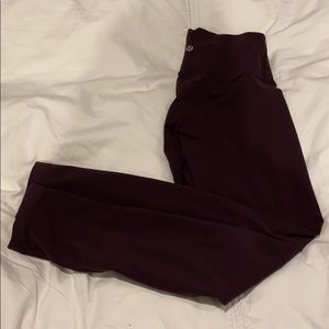 Lululemon high rise Wunder Under 25”